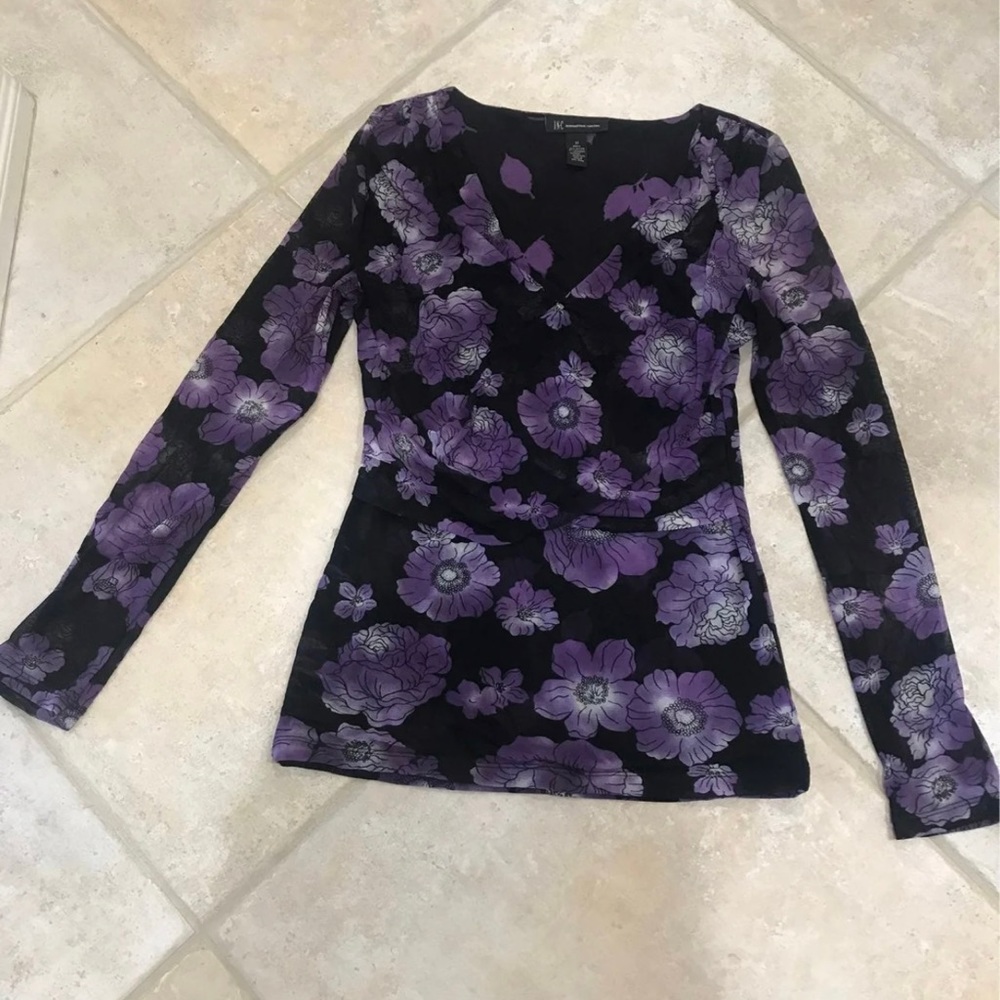 Women top
